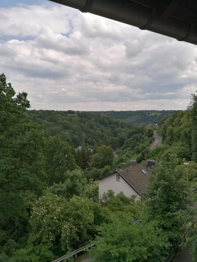 במוטל מונשאו Jeje Und Anna'S Eifel Haus מראה חיצוני תמונה